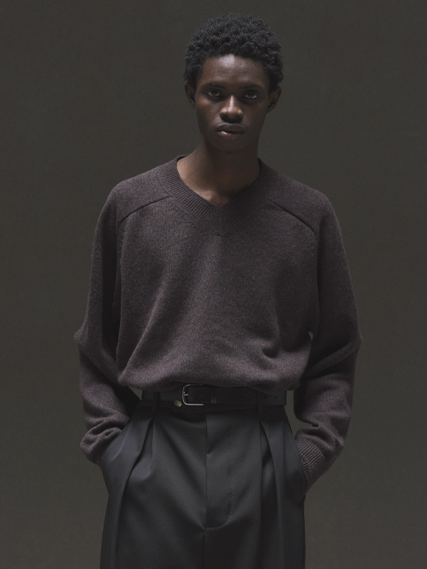 【美品】The CLASIK ザクラシックSADDLE V NECK The CLASIK SADDLE V NECK | MusterWerk Sud.